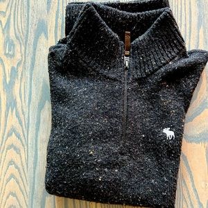 Men’s Abercrombie quarter zip sweater